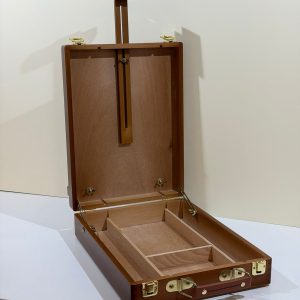 C06 - Maletín caballete